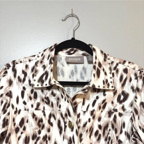 Leopard Print Denim Jacket With Studded Collar By Chicos 0=Small or 4 - Picture 2 of 7